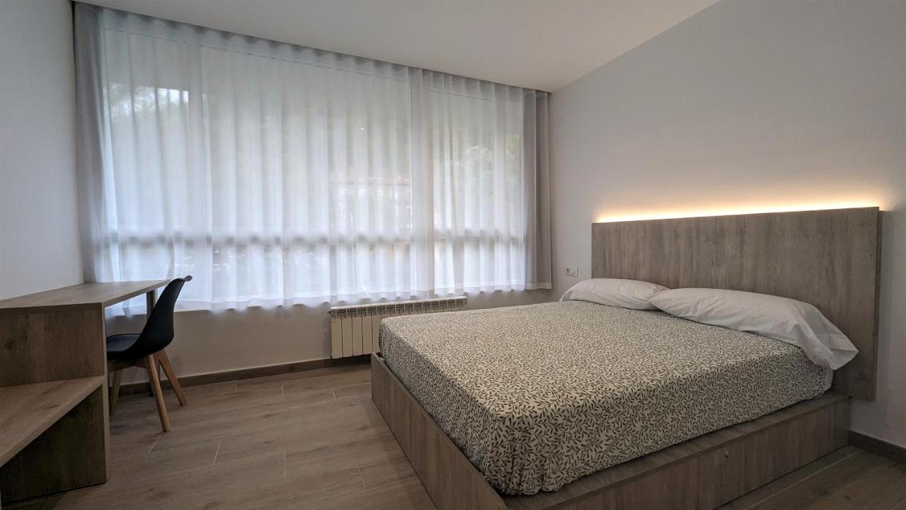 Ferienwohnung Hydros Ripoll Exterior foto