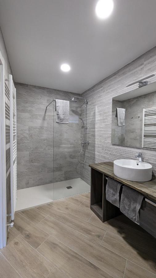 Ferienwohnung Hydros Ripoll Exterior foto