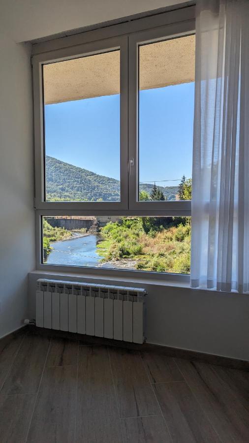 Ferienwohnung Hydros Ripoll Exterior foto