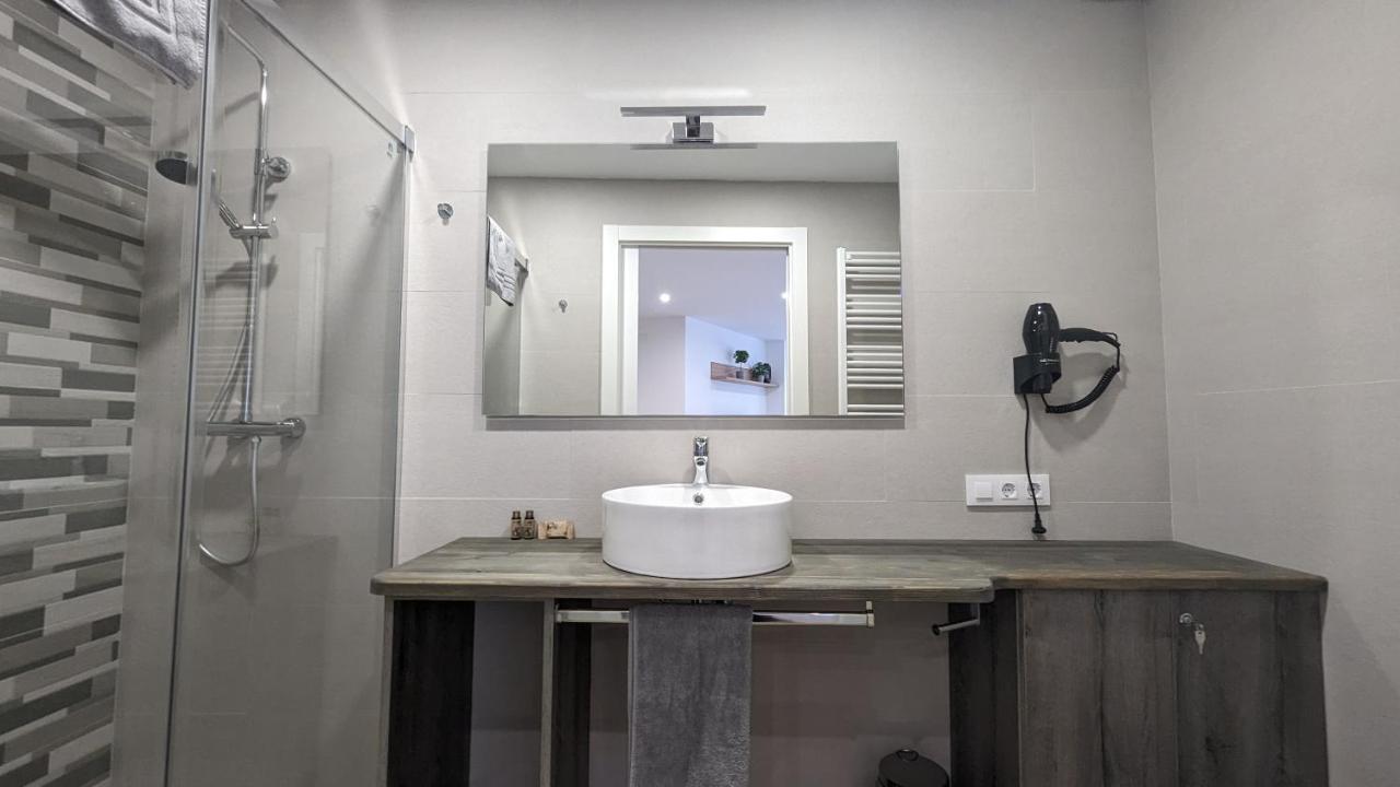 Ferienwohnung Hydros Ripoll Exterior foto